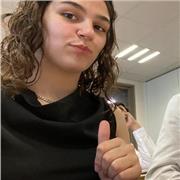 cours de soutien, aide pour les devoirs et babysitting pendant les aides scolaires si besoin